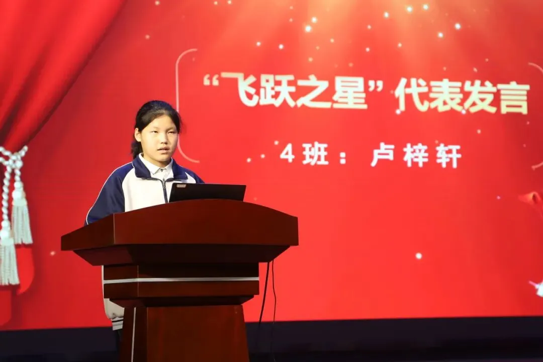 我的初三有点甜-第16张图片-四季读书网 我的初三有点甜-第16张图片-四季读书网