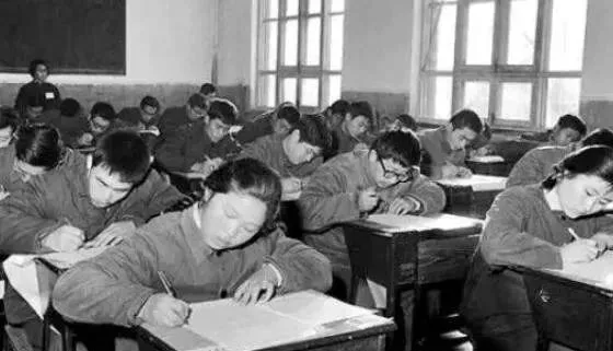 恢复高考纪念日-第1张图片-四季读书网
