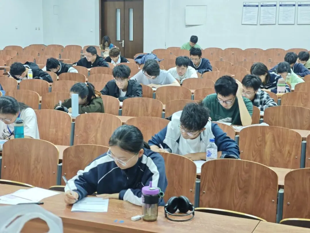 成长赋能主题课 | 四六级模考解析+高分经验分享,带你高效备考!-第7张图片-四季读书网