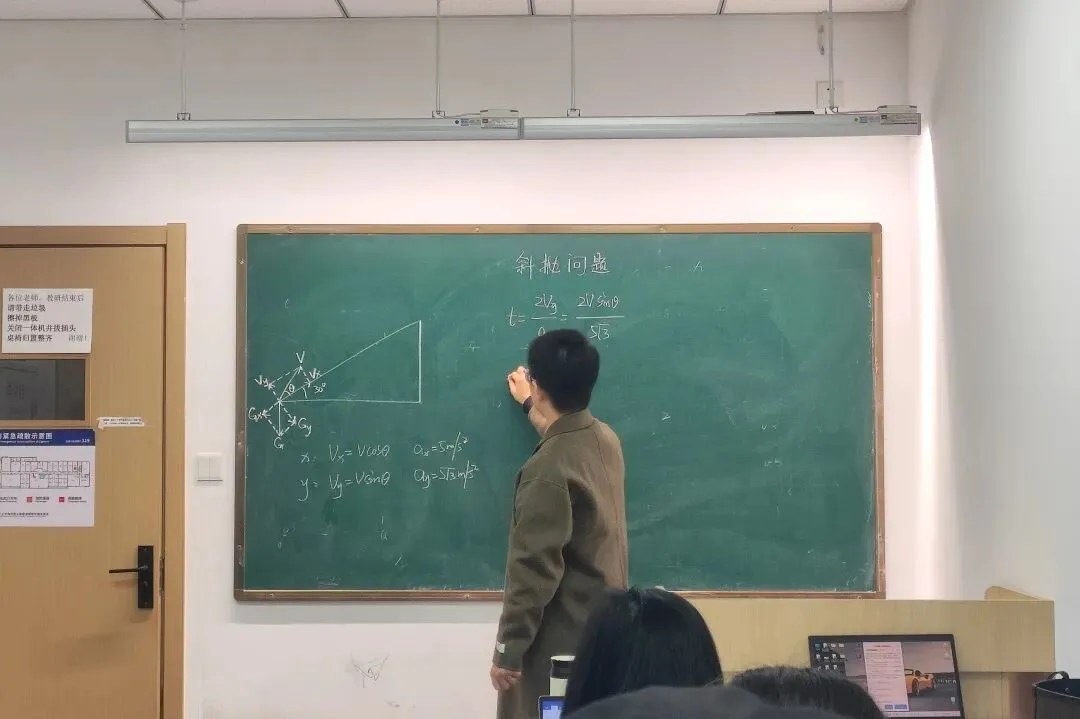 【速转】26年四川高考听力从放1遍变成放2遍!已经下达文件!-第15张图片-四季读书网