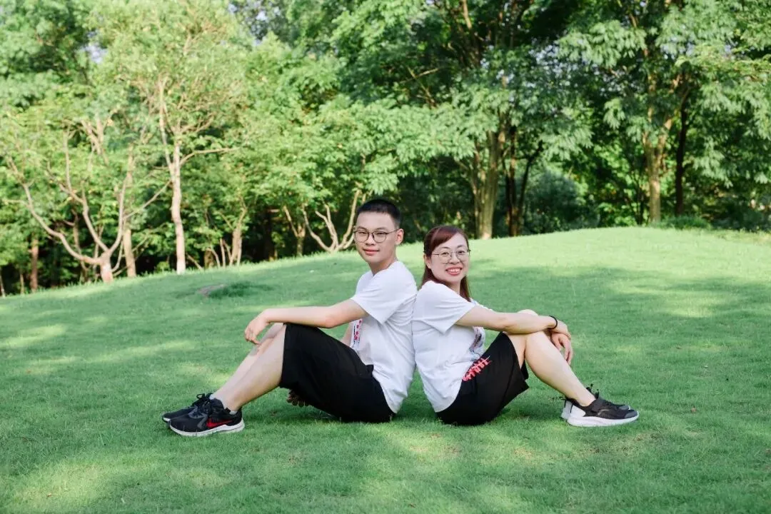 初二时孩子对我说:妈妈,我不需要再叛逆了|读懂青春期最深的心理真相-第1张图片-四季读书网 初二时孩子对我说:妈妈,我不需要再叛逆了|读懂青春期最深的心理真相-第1张图片-四季读书网