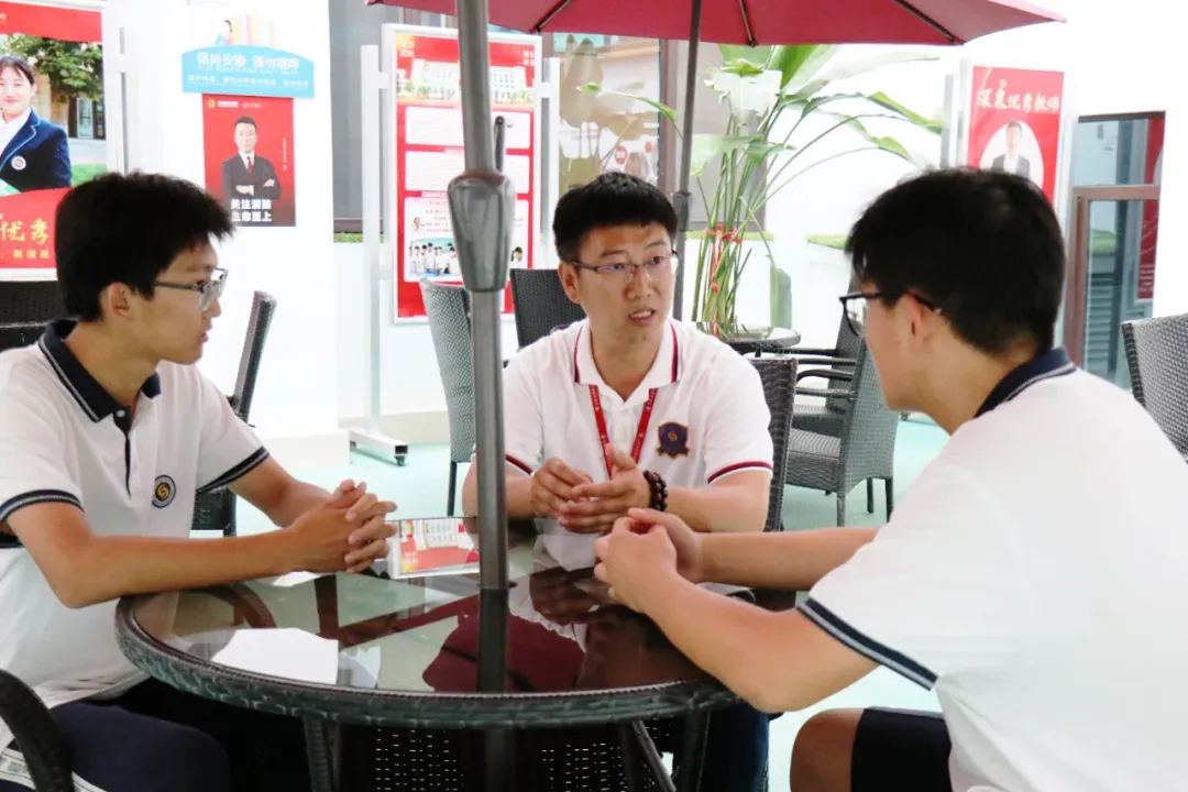 六纬中考集训·全日制封闭式冲刺-第8张图片-四季读书网