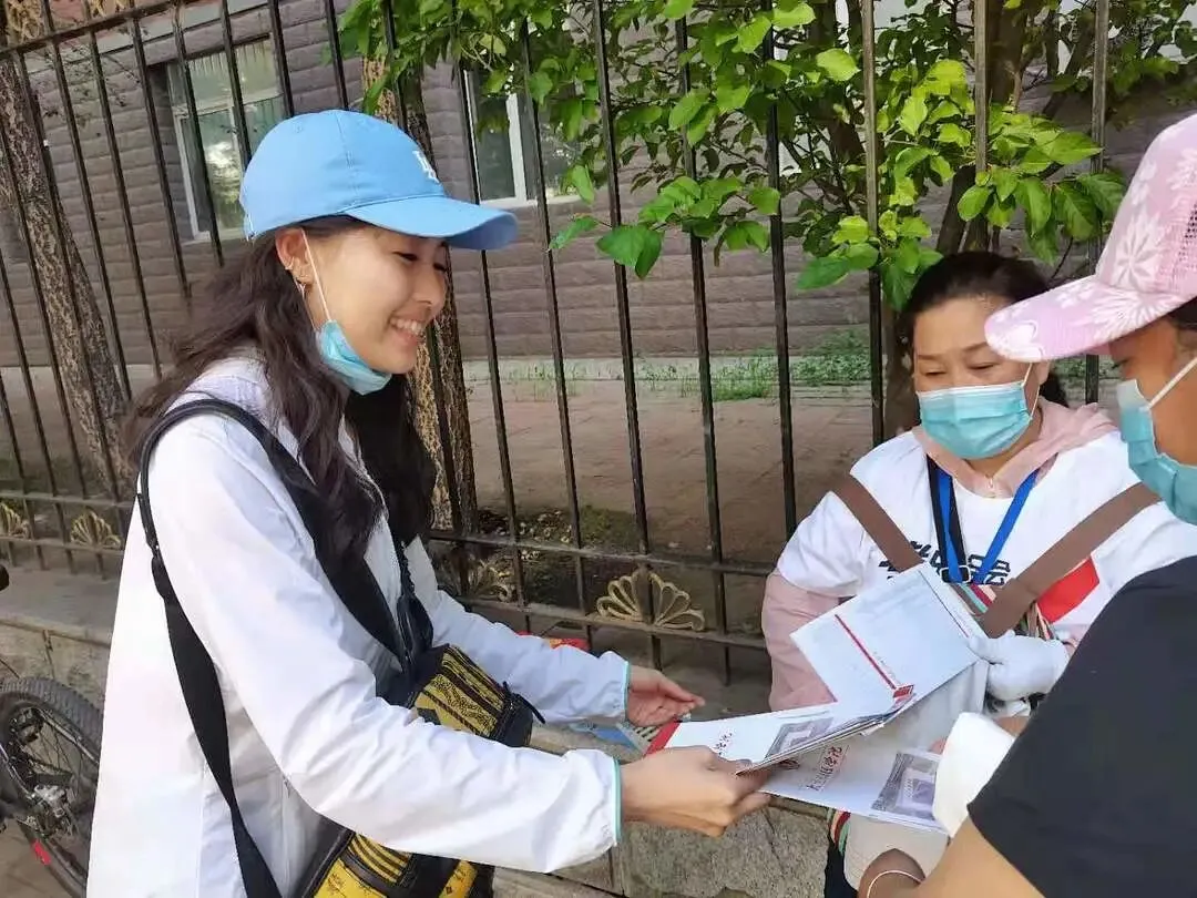 助力高考,圆梦大学 ——大连财经学院招生宣传进行时-第6张图片-四季读书网
