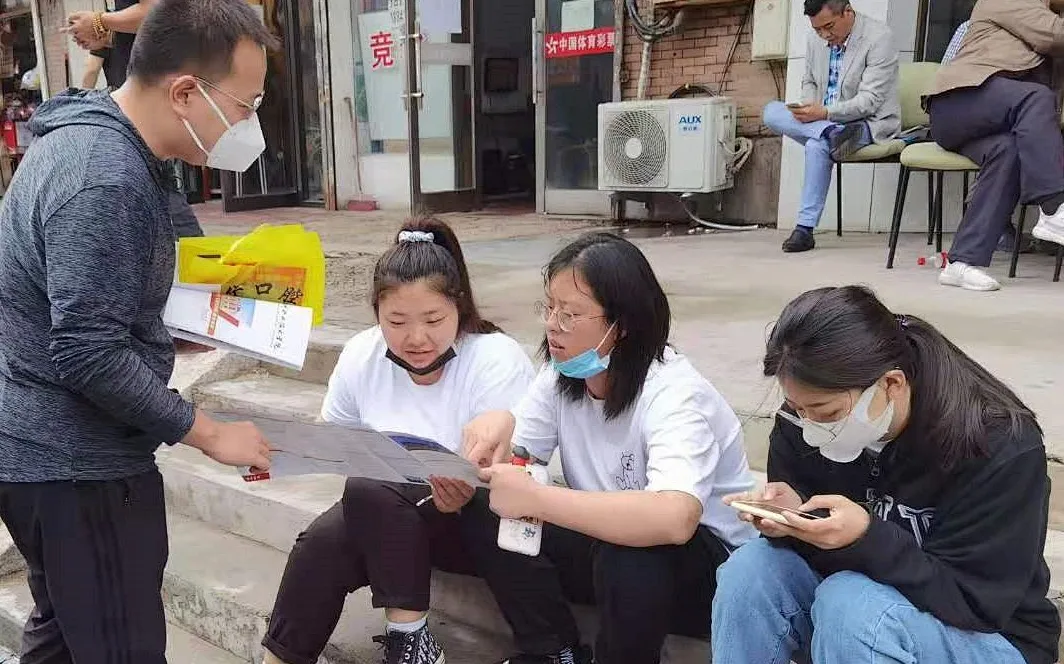 助力高考,圆梦大学 ——大连财经学院招生宣传进行时-第29张图片-四季读书网