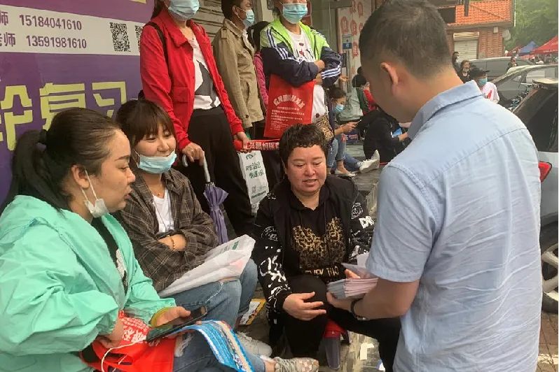 助力高考,圆梦大学 ——大连财经学院招生宣传进行时-第186张图片-四季读书网
