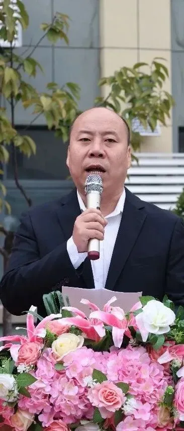 擂响中考战鼓!龙门中考部第一次月考表彰,见证少年锋芒-第9张图片-四季读书网