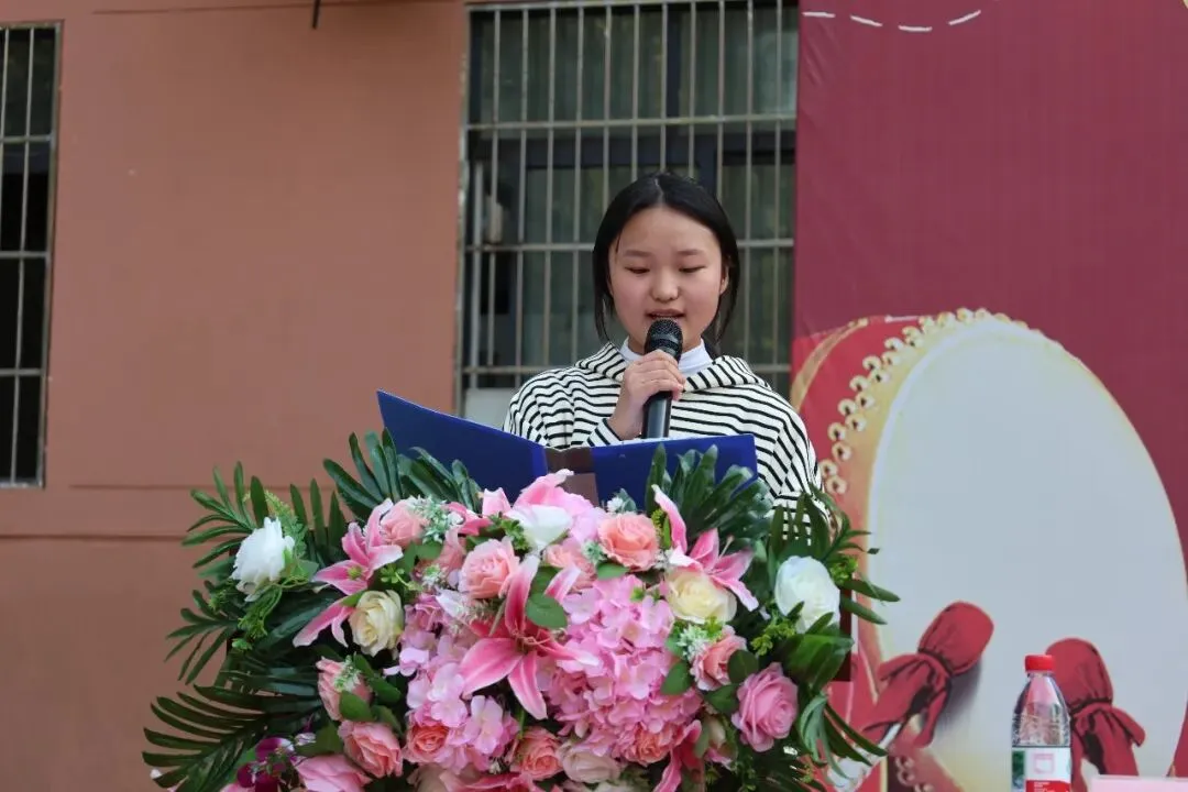 擂响中考战鼓!龙门中考部第一次月考表彰,见证少年锋芒-第15张图片-四季读书网