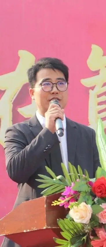 擂响中考战鼓!龙门中考部第一次月考表彰,见证少年锋芒-第27张图片-四季读书网