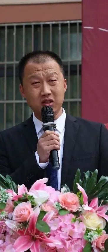 擂响中考战鼓!龙门中考部第一次月考表彰,见证少年锋芒-第28张图片-四季读书网