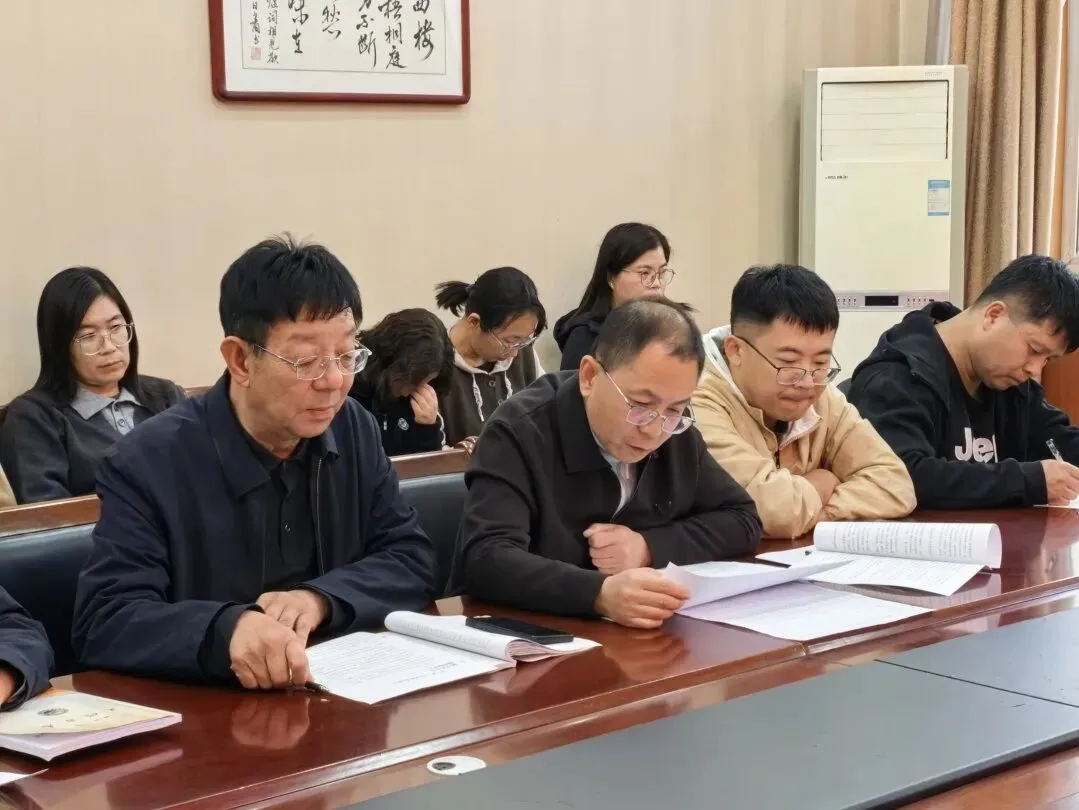 聚力复盘明方向,实干攻坚备中考-第2张图片-四季读书网 聚力复盘明方向,实干攻坚备中考-第2张图片-四季读书网