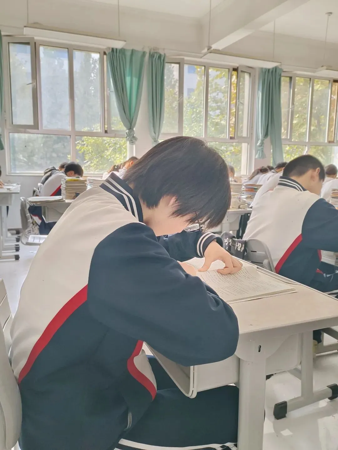 河北张氏香江集团定州市开元学校初三年级致家长的第三封信-第11张图片-四季读书网