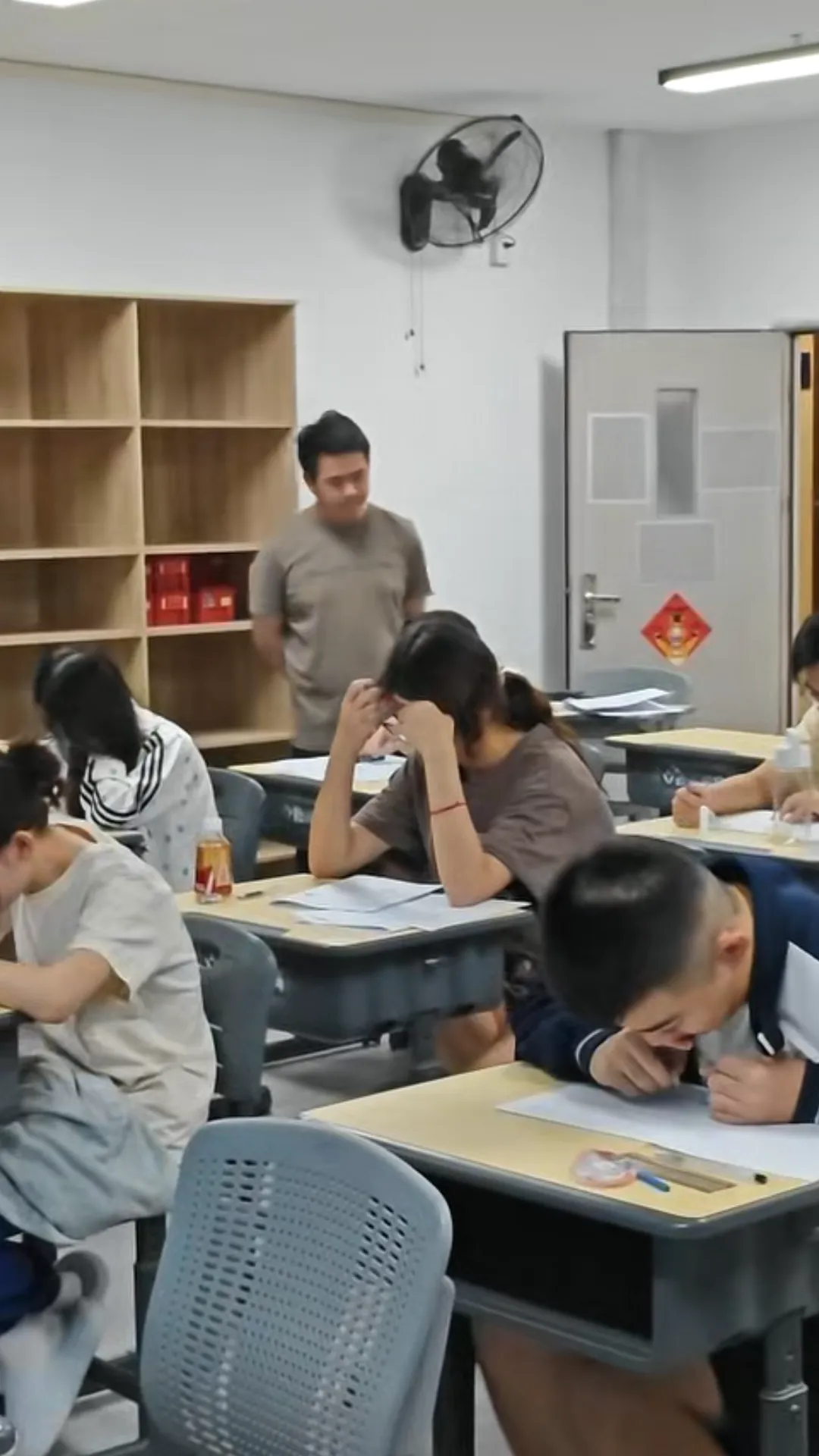 十月磨利剑 奋楫逐梦行 | 拓鑫27届高考部学员十月月考记录-第13张图片-四季读书网 十月磨利剑 奋楫逐梦行 | 拓鑫27届高考部学员十月月考记录-第13张图片-四季读书网