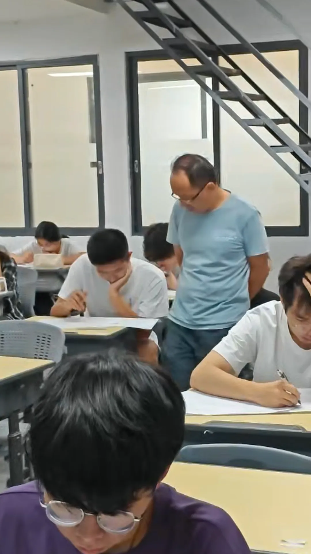 十月磨利剑 奋楫逐梦行 | 拓鑫27届高考部学员十月月考记录-第15张图片-四季读书网 十月磨利剑 奋楫逐梦行 | 拓鑫27届高考部学员十月月考记录-第15张图片-四季读书网