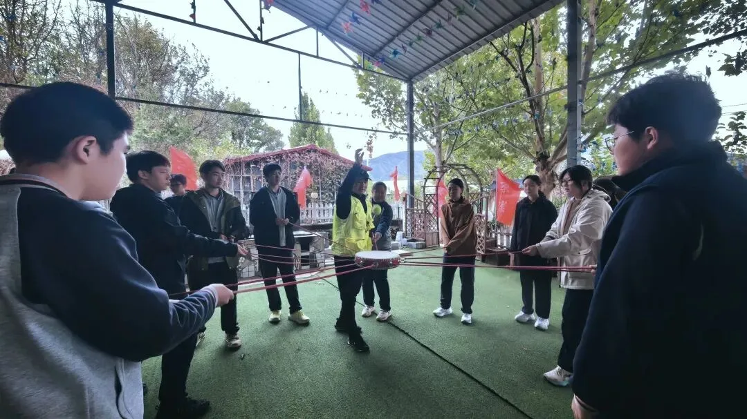 德育 | 踏路传承长征精神 聚力冲刺初三学考——北京市第八十中学管庄分校汇星校区九年级心理减压拓展暨年级徒步活动纪实-第28张图片-四季读书网