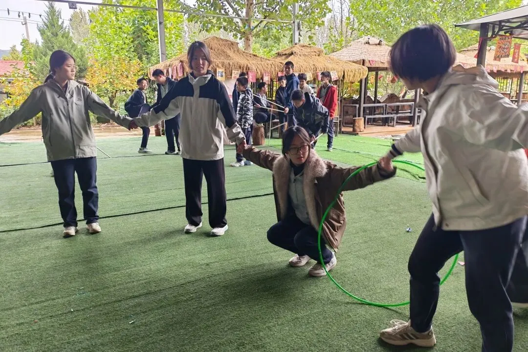 德育 | 踏路传承长征精神 聚力冲刺初三学考——北京市第八十中学管庄分校汇星校区九年级心理减压拓展暨年级徒步活动纪实-第29张图片-四季读书网