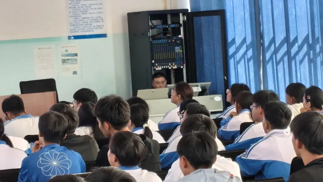 精准指导 护航高考——我校开展2027年普通高校招生考试报名专题培训-第20张图片-四季读书网 精准指导 护航高考——我校开展2027年普通高校招生考试报名专题培训-第20张图片-四季读书网