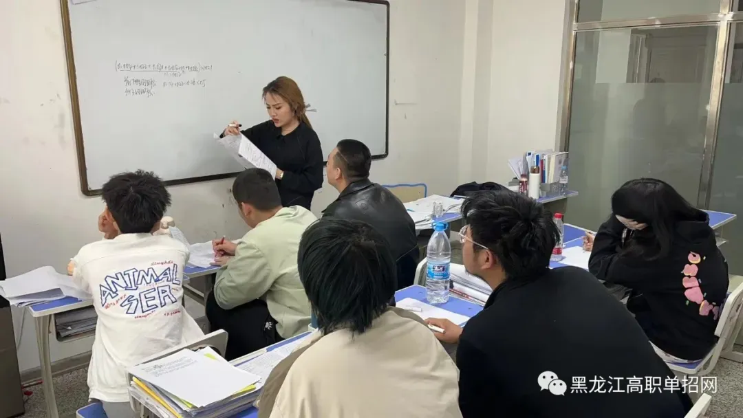 备战27年高考,签约提分-第44张图片-四季读书网 备战27年高考,签约提分-第44张图片-四季读书网