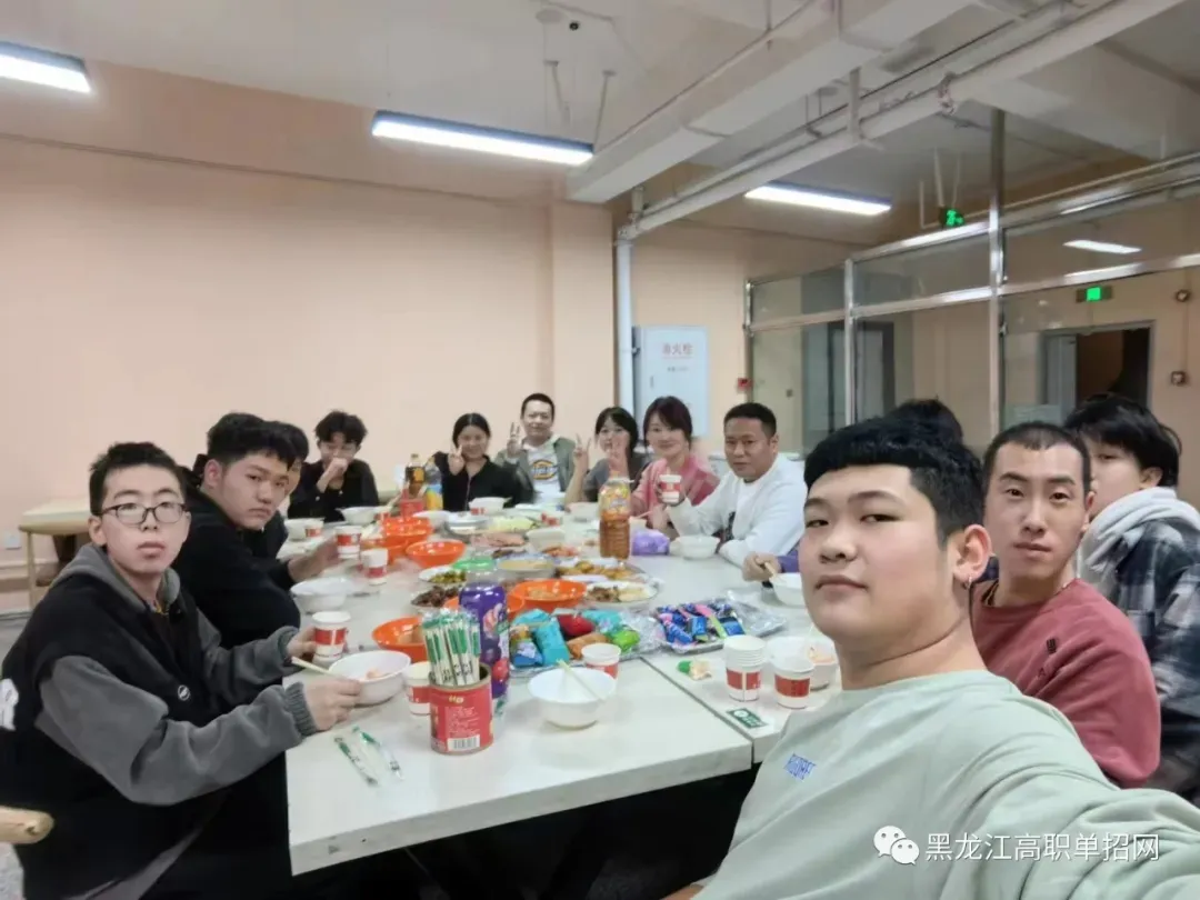 备战27年高考,签约提分-第82张图片-四季读书网 备战27年高考,签约提分-第82张图片-四季读书网