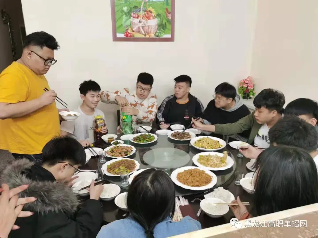 备战27年高考,签约提分-第83张图片-四季读书网 备战27年高考,签约提分-第83张图片-四季读书网