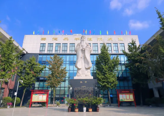 【长安二初】笃行逐梦赴新程 聚心同力赢中考| 2026-2027学年第一学期家长会纪实-第14张图片-四季读书网 【长安二初】笃行逐梦赴新程 聚心同力赢中考| 2026-2027学年第一学期家长会纪实-第14张图片-四季读书网