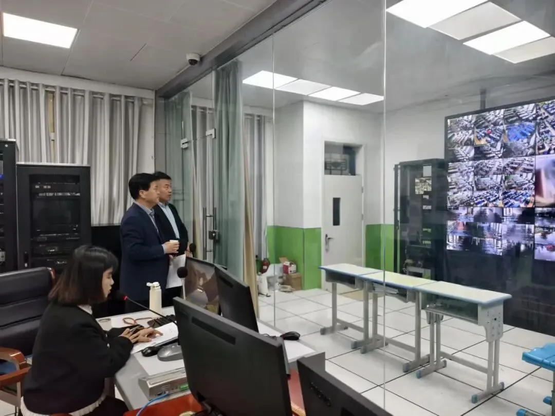 【长安二初】笃行逐梦赴新程 聚心同力赢中考| 2026-2027学年第一学期家长会纪实-第83张图片-四季读书网 【长安二初】笃行逐梦赴新程 聚心同力赢中考| 2026-2027学年第一学期家长会纪实-第83张图片-四季读书网