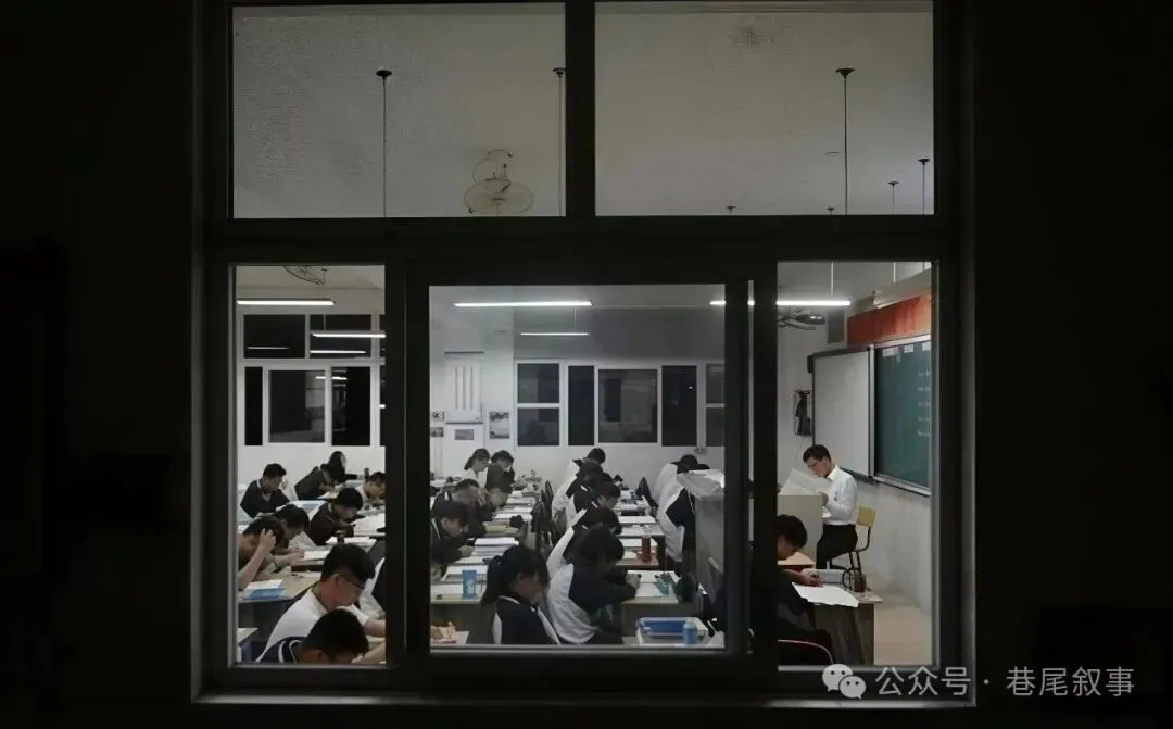 挨打 |杜小武初三毕业(上)-第3张图片-四季读书网 挨打 |杜小武初三毕业(上)-第3张图片-四季读书网
