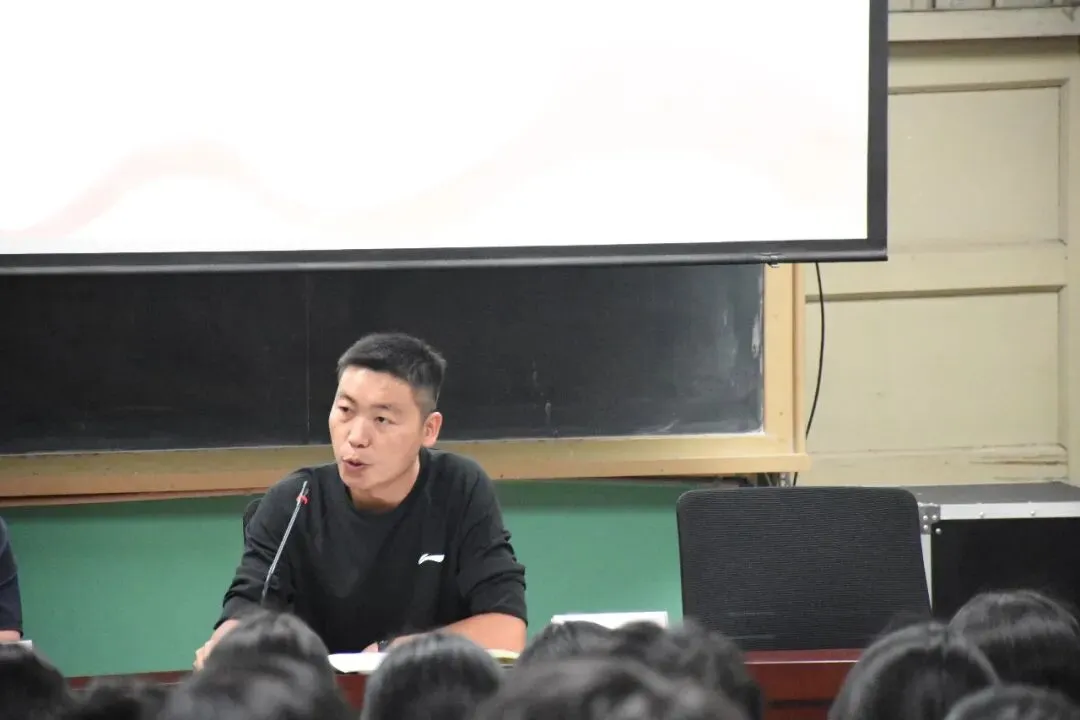 [升学篇]宜良县第二中学举行2027年高考报名动员暨培训大会-第9张图片-四季读书网