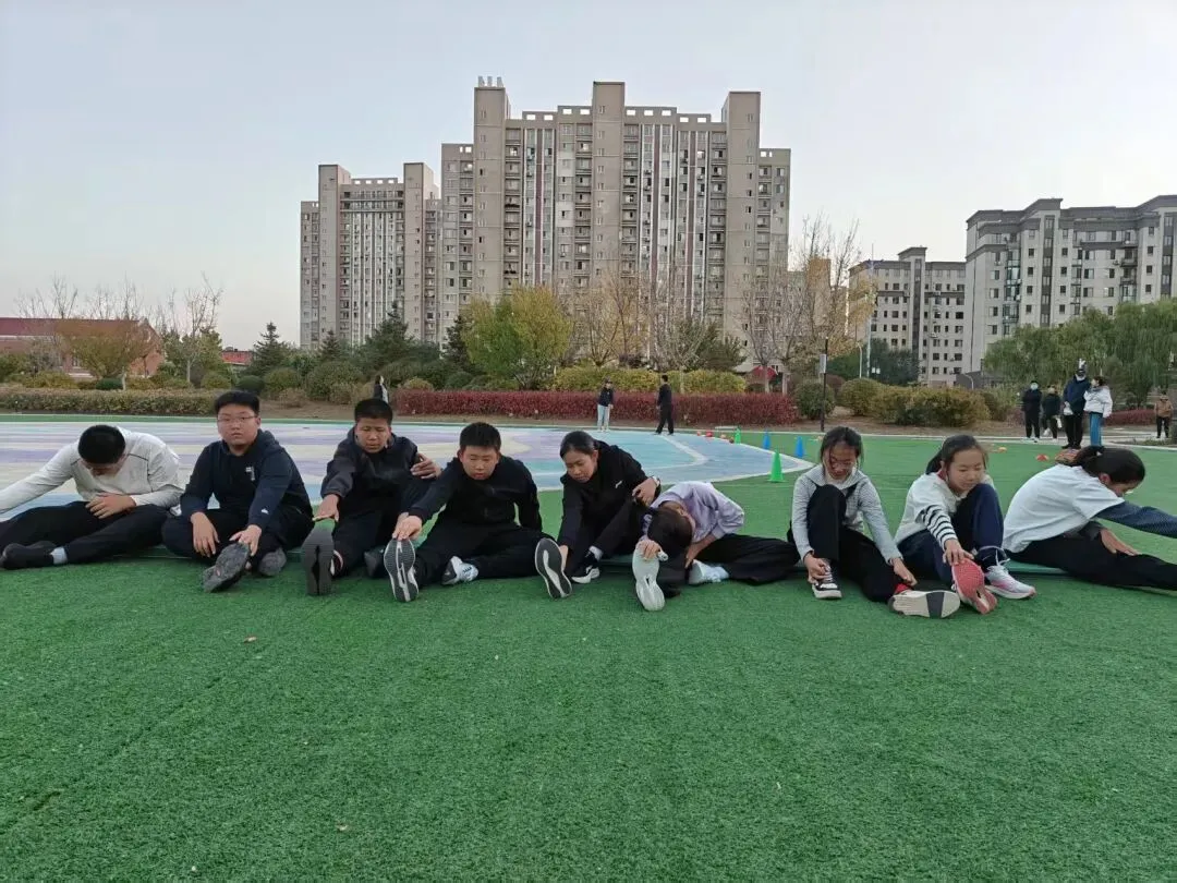 砺行未来少年中考体育满分训练营 中考别让体育拉低总分!科学训练、定期模考测评、突破成绩瓶颈、全力冲刺满分-第11张图片-四季读书网 砺行未来少年中考体育满分训练营 中考别让体育拉低总分!科学训练、定期模考测评、突破成绩瓶颈、全力冲刺满分-第11张图片-四季读书网