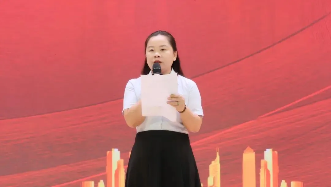以考明志定目标,凝心聚力赢中考——肇庆华赋初三年级阶段性学科素养总结表彰暨目标签订大会圆满举行-第14张图片-四季读书网 以考明志定目标,凝心聚力赢中考——肇庆华赋初三年级阶段性学科素养总结表彰暨目标签订大会圆满举行-第14张图片-四季读书网