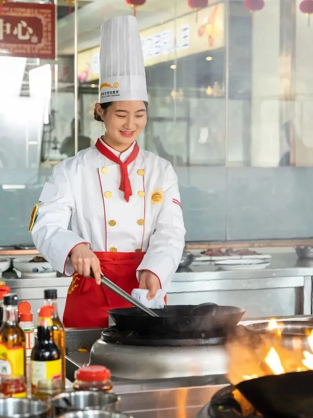 考不上高中,初三女孩学什么好?这四个专业市场需求大、环境好,建议收藏~-第4张图片-四季读书网 考不上高中,初三女孩学什么好?这四个专业市场需求大、环境好,建议收藏~-第4张图片-四季读书网