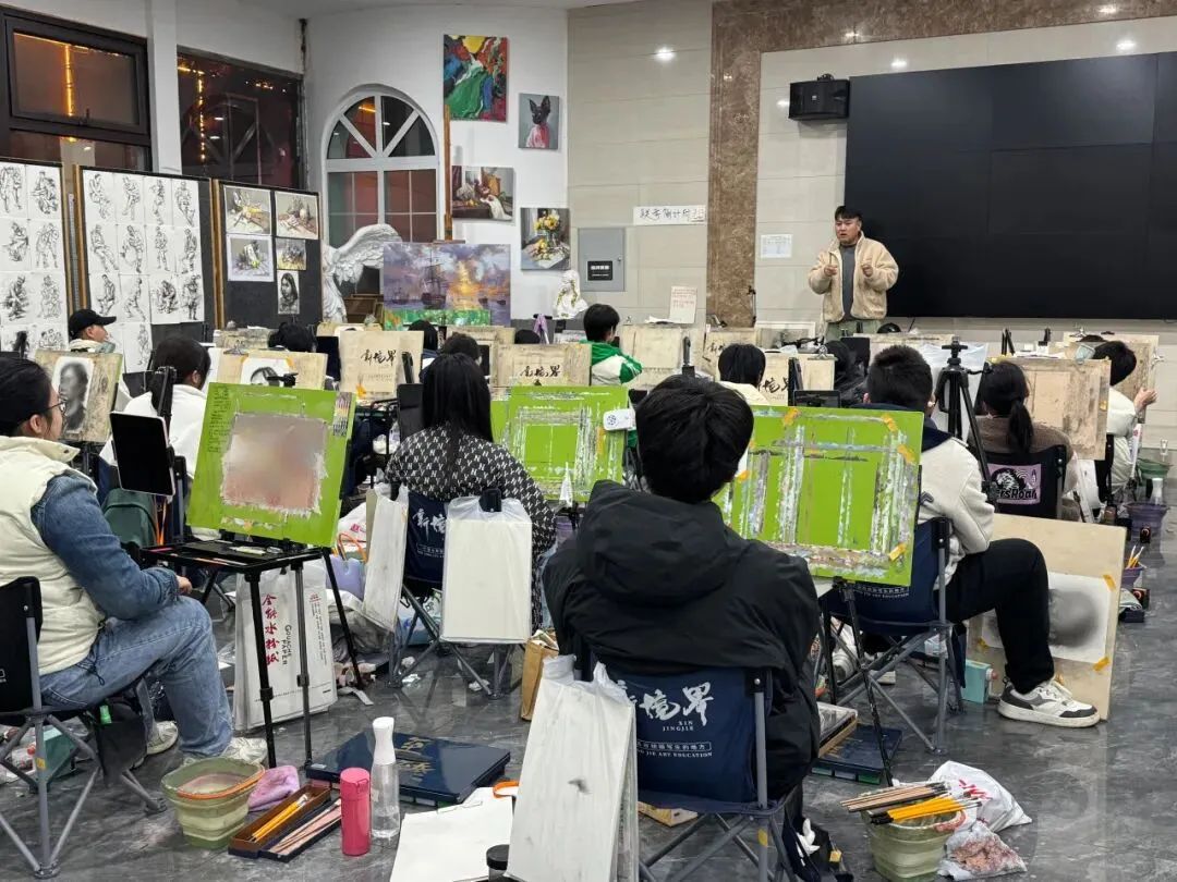 全程护航 暖心相伴|直击美术联考模拟考现场,新境界做你们最坚实的后盾-第4张图片-四季读书网