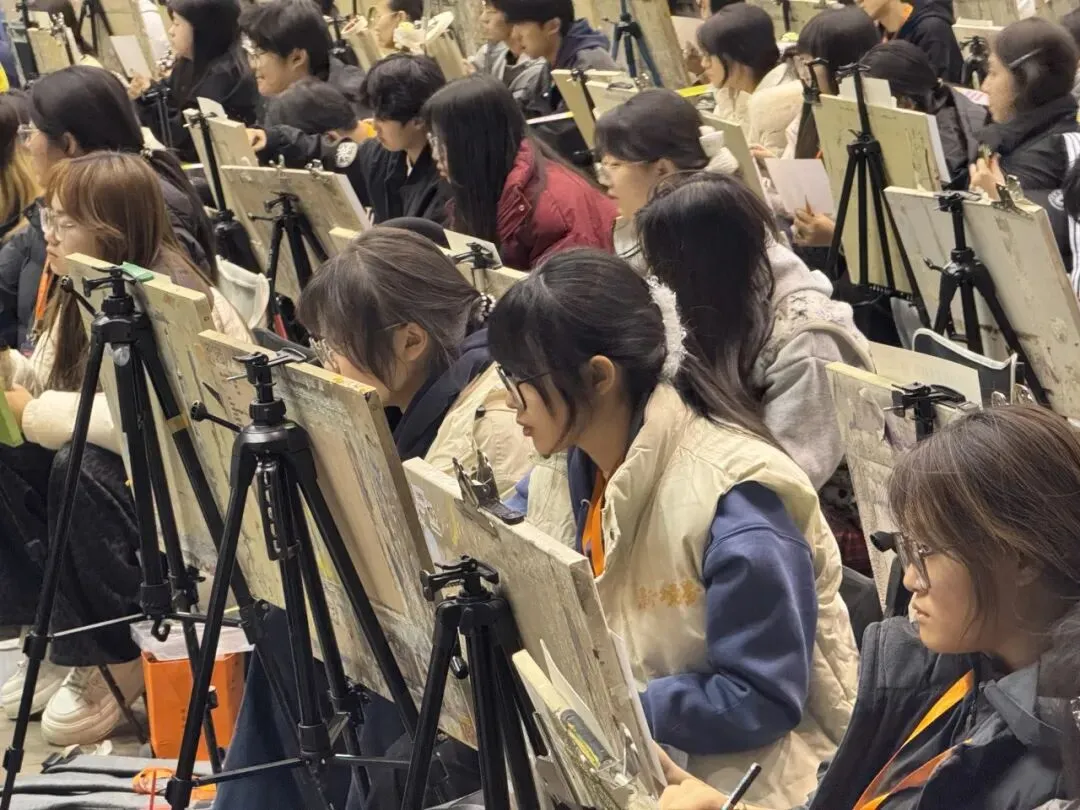 全程护航 暖心相伴|直击美术联考模拟考现场,新境界做你们最坚实的后盾-第32张图片-四季读书网