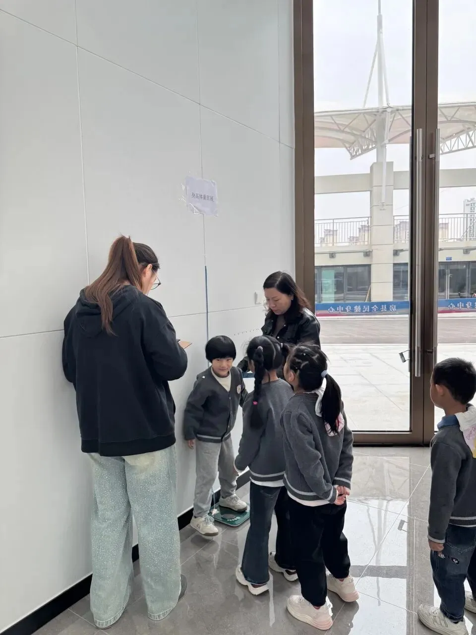 中考体育越来越重,孩子的身体底子几岁打最合适?-第3张图片-四季读书网