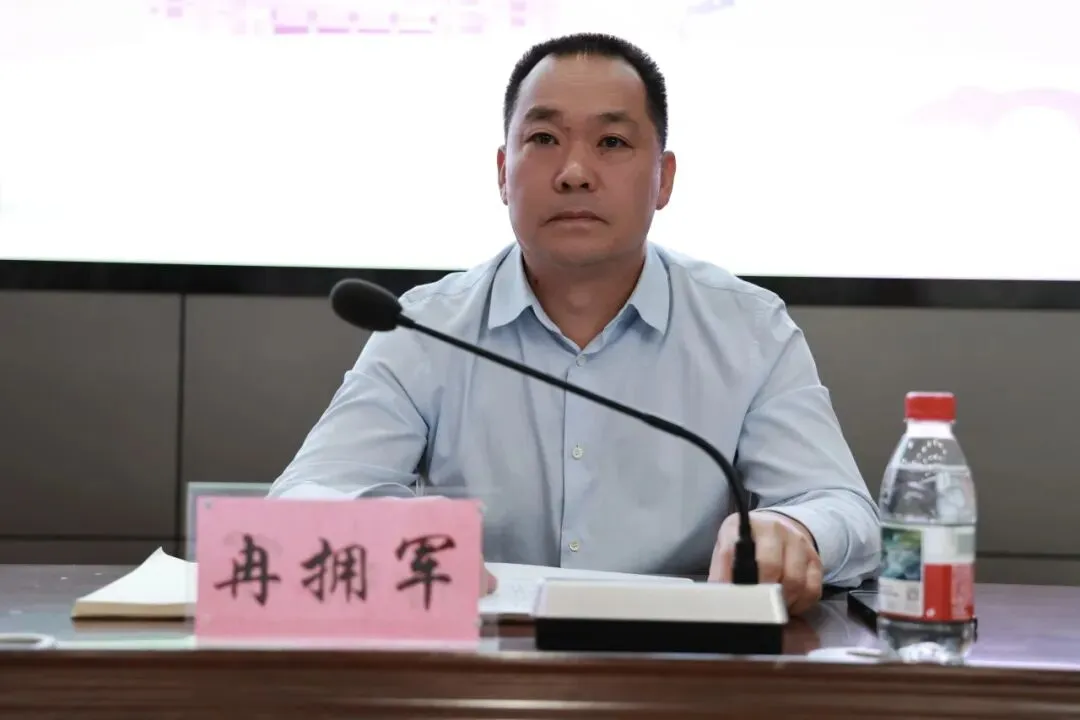 凝心聚力备中考 协同攻坚启新程 | 奉节中学召开初2027届毕业班工作会-第19张图片-四季读书网 凝心聚力备中考 协同攻坚启新程 | 奉节中学召开初2027届毕业班工作会-第19张图片-四季读书网