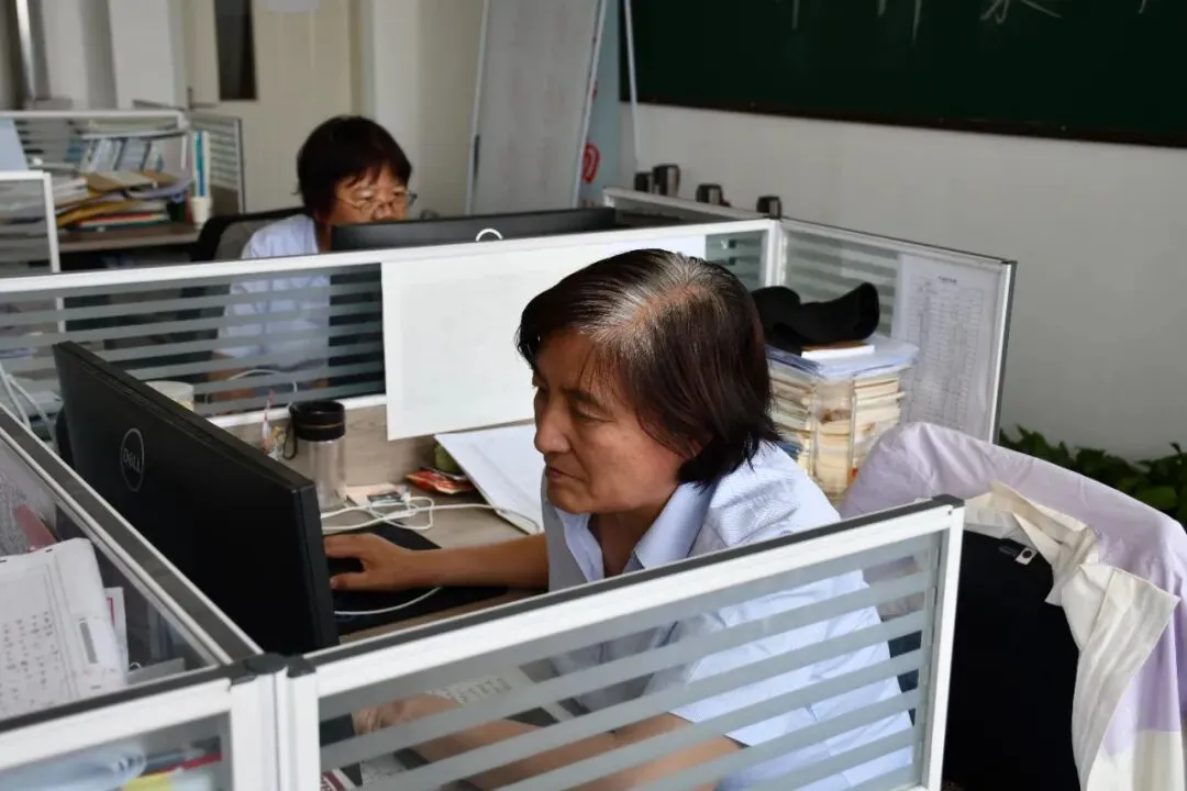 高考加油 | 十二载追风逐月,十二天再接再厉-第31张图片-四季读书网