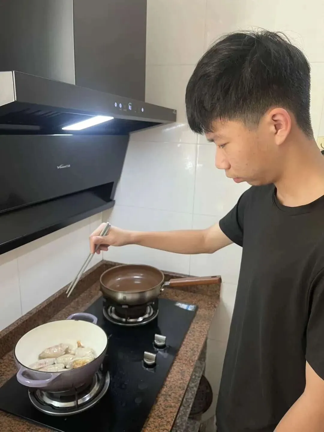 【有容教育】东城旗峰学校初三“向光成长”项目式德育成果展(第一期)——一席烟火寄温情,以食传爱敬长辈-第52张图片-四季读书网