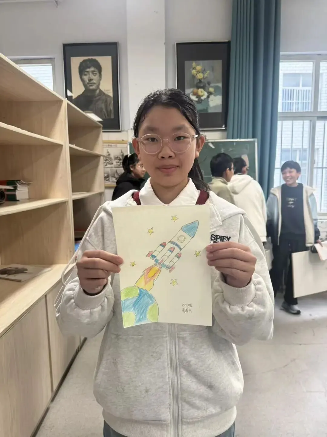 初一11班美术课堂作品《科技之光》-第9张图片-四季读书网