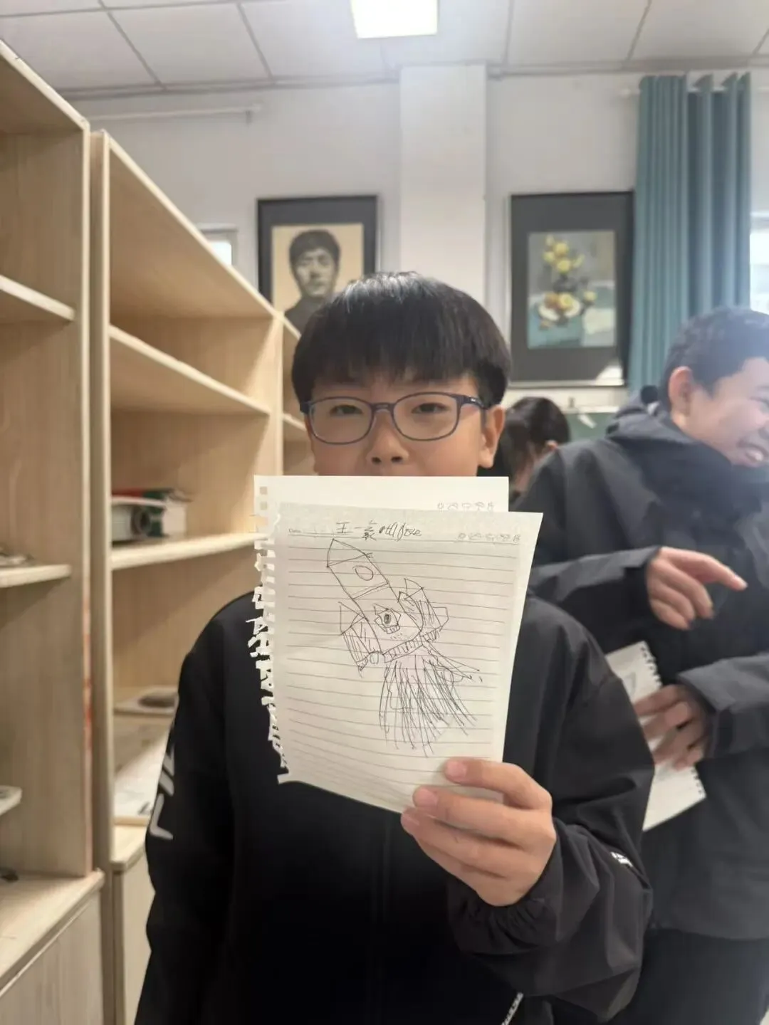 初一11班美术课堂作品《科技之光》-第33张图片-四季读书网