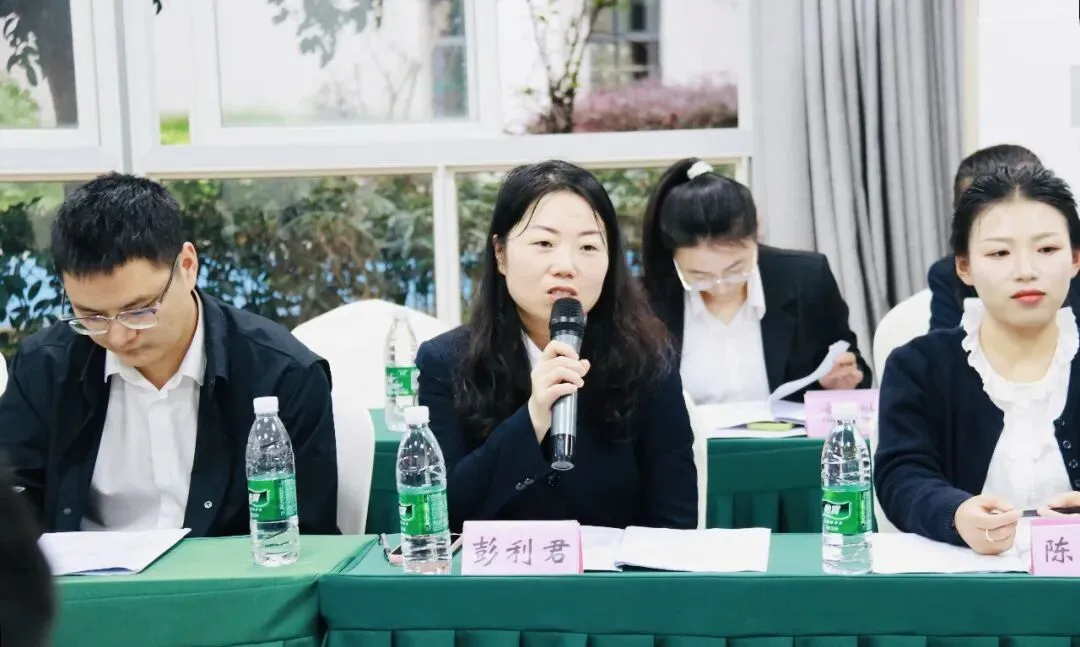 【卓越初中】射洪绿然初三年级召开第一次毕业班工作会议-第20张图片-四季读书网 【卓越初中】射洪绿然初三年级召开第一次毕业班工作会议-第20张图片-四季读书网