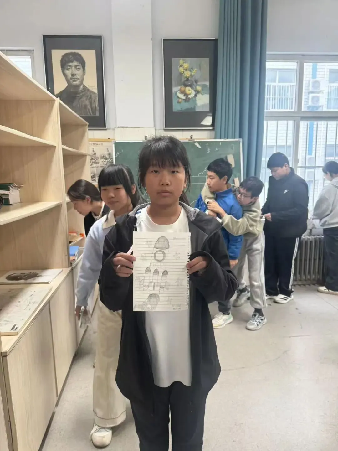初一11班美术课堂作品《科技之光》-第41张图片-四季读书网