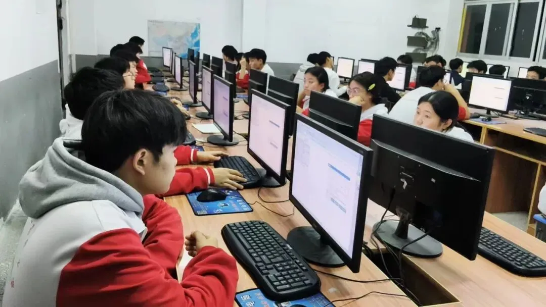 高考报名倒计时!沿河新世纪高级中学为您报考助攻,考生必藏!-第2张图片-四季读书网 高考报名倒计时!沿河新世纪高级中学为您报考助攻,考生必藏!-第2张图片-四季读书网