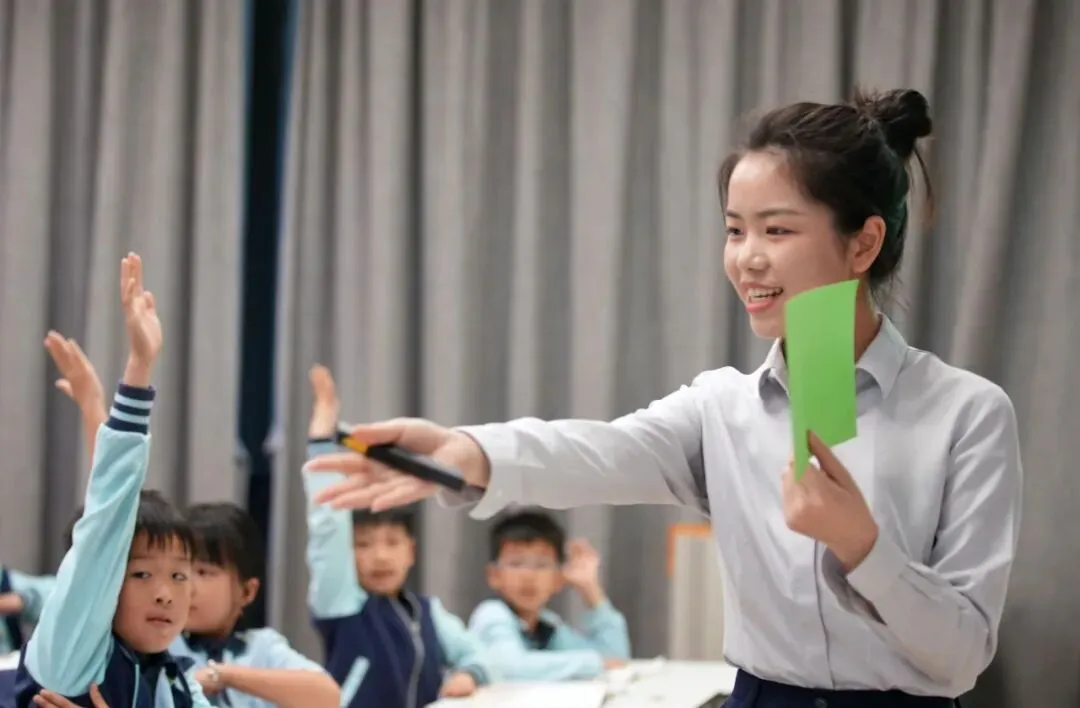 从中考普高线跃进港前三!杭州这所高中学子亲证:中考仅是起点-第17张图片-四季读书网