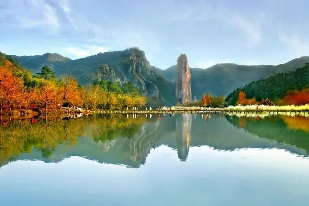 初二发班:摄影圣地●缙云仙都~3晚连住5钻酒店『丽水叁拾伍艺舍酒店』1199元奢华四日游◆含3早3正◆送缙云仙都+古堰画乡门票-第48张图片-四季读书网 初二发班:摄影圣地●缙云仙都~3晚连住5钻酒店『丽水叁拾伍艺舍酒店』1199元奢华四日游◆含3早3正◆送缙云仙都+古堰画乡门票-第48张图片-四季读书网