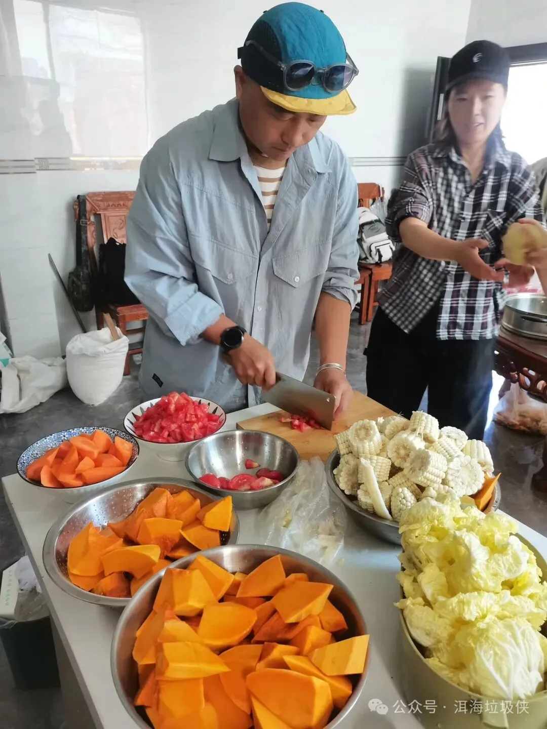 初一十五素食行善日|烈日捡垃圾、柴火素火锅、满载温暖的一天-第4张图片-四季读书网 初一十五素食行善日|烈日捡垃圾、柴火素火锅、满载温暖的一天-第4张图片-四季读书网