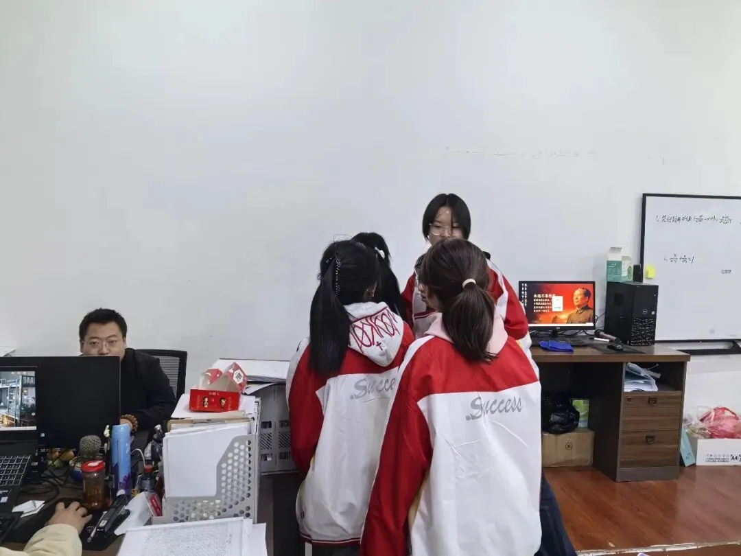 体育文化两手抓,全力以赴备中考——成功中考一校、三校师生全力以赴备战-第9张图片-四季读书网