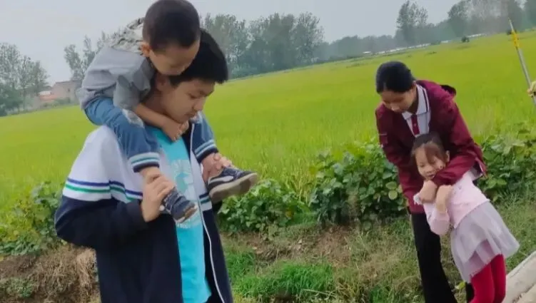 初二英语只考四五十分,还有救吗?四娃妈:这3个动作,比补课管用100倍!-第1张图片-四季读书网