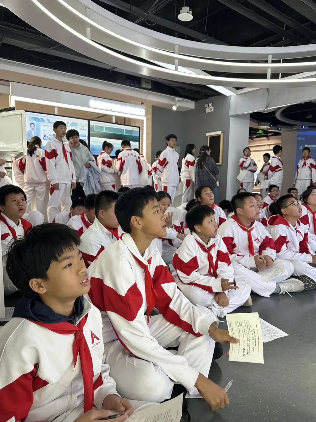 初一年级“沿馆寻踪·读懂北京”主题场馆研学课程-第35张图片-四季读书网 初一年级“沿馆寻踪·读懂北京”主题场馆研学课程-第35张图片-四季读书网