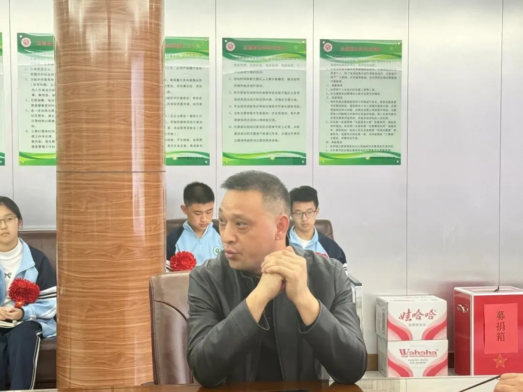 凝心聚力备中考 温情护航逐梦行 —郑州市第四十四初级中学开展“校长有约、共话成长”九年级学生座谈会-第5张图片-四季读书网 凝心聚力备中考 温情护航逐梦行 —郑州市第四十四初级中学开展“校长有约、共话成长”九年级学生座谈会-第5张图片-四季读书网