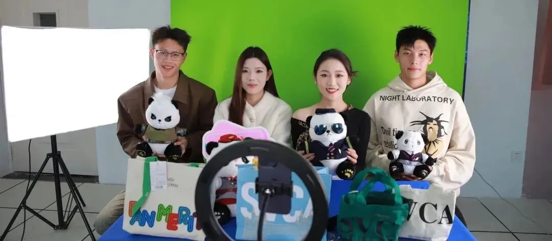 高考速递 | 抢抓风口!网络营销与直播电商专业,成就电商新星-第19张图片-四季读书网