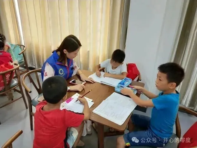 中考这道分水岭,藏着多少家长没说出口的补课秘密-第1张图片-四季读书网 中考这道分水岭,藏着多少家长没说出口的补课秘密-第1张图片-四季读书网